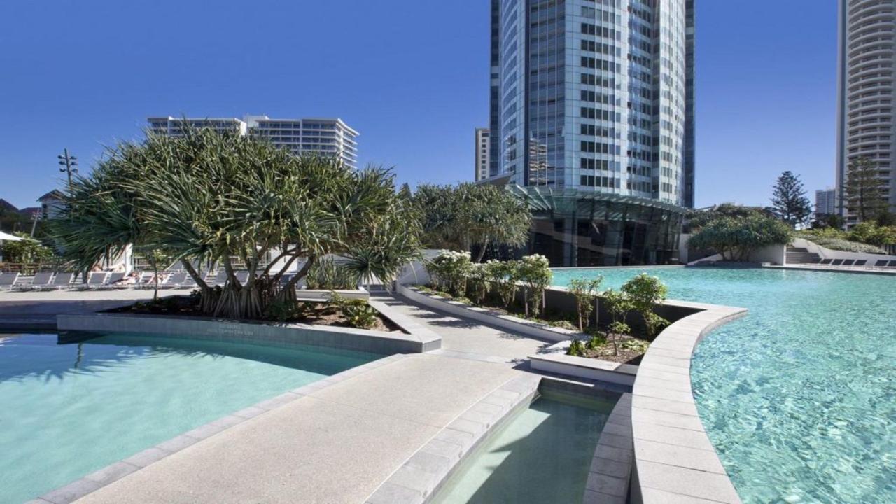 Stunning 2 Bedroom Ocean Views - Coasthm Apartment *